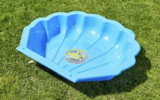 WANTED: Clam Shell Pool